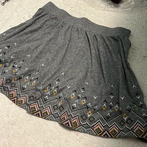 LIKE NEW Garage skirt